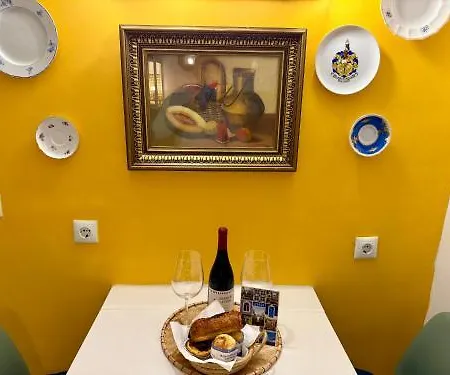 Farinhas - Authentic Flat Set In The Heart Of